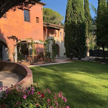 Borgo Dolciano Villa คิอูซี ภายนอก รูปภาพ