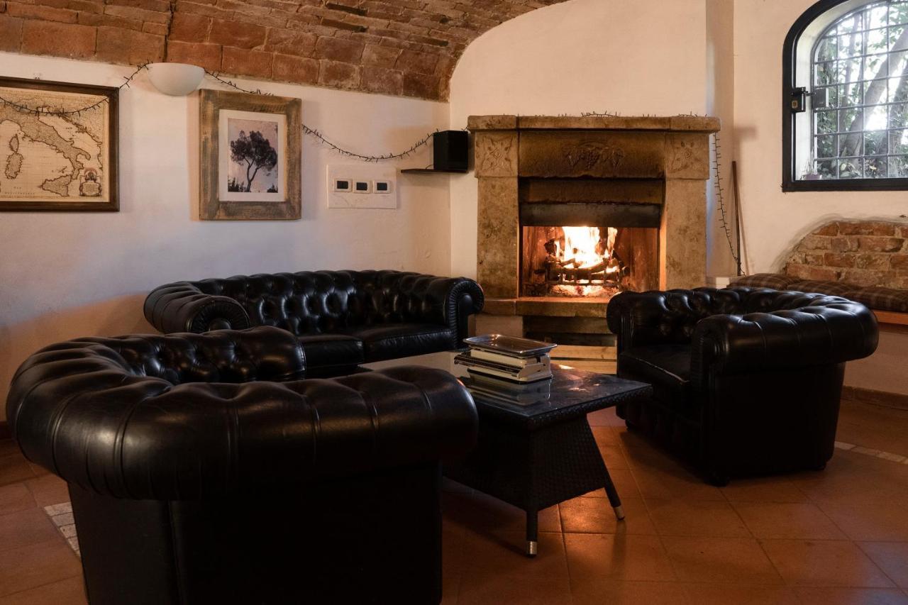 Borgo Dolciano Villa คิอูซี ภายนอก รูปภาพ