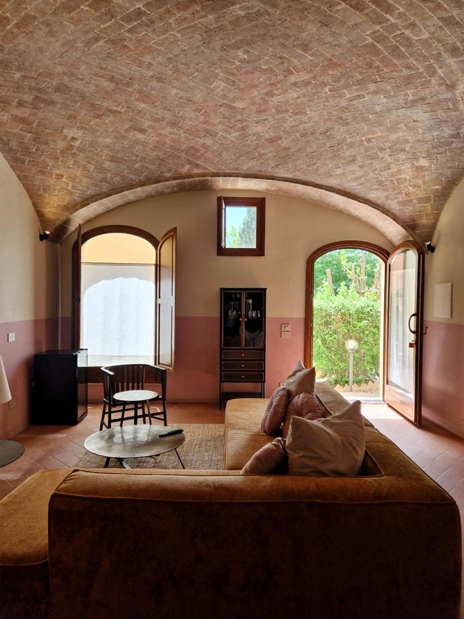 Borgo Dolciano Villa คิอูซี ภายนอก รูปภาพ