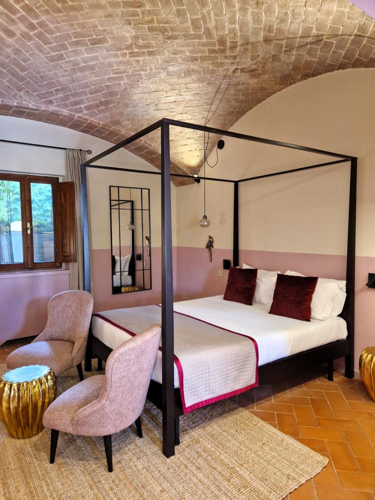 Borgo Dolciano Villa คิอูซี ภายนอก รูปภาพ