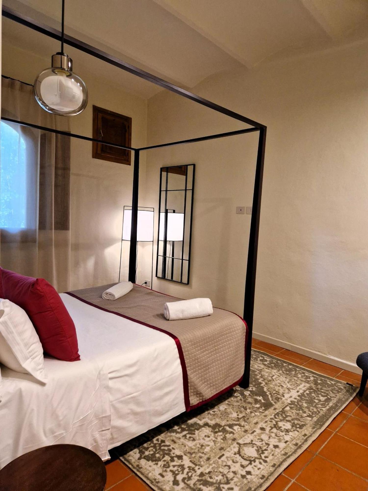 Borgo Dolciano Villa คิอูซี ภายนอก รูปภาพ